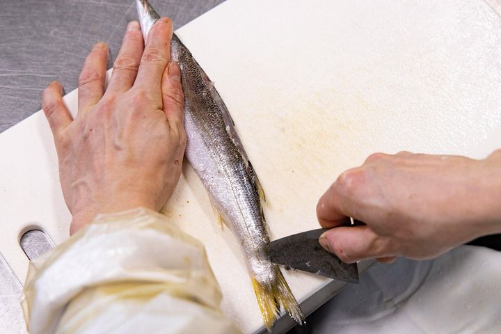 切り目を入れる