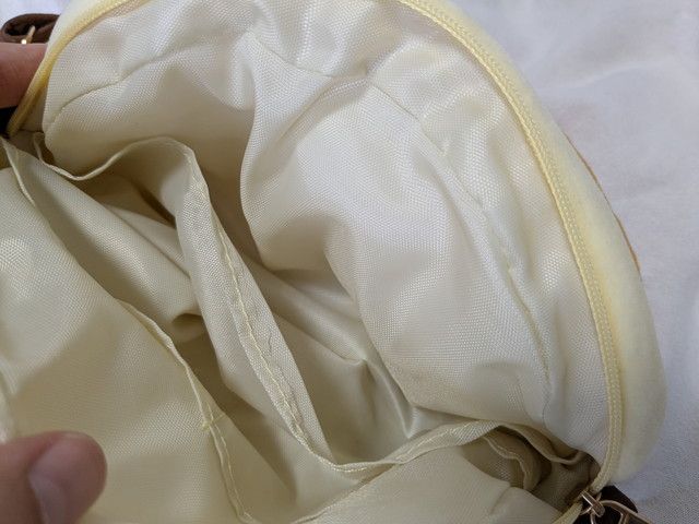 北海道チーズ蒸しケーキ ほんものみたいなふわふわポーチ