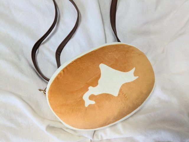 北海道チーズ蒸しケーキ ほんものみたいなふわふわポーチ