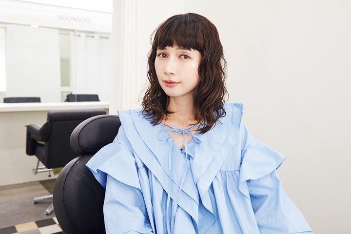 モデルkazumiさんが韓国メイクを担当