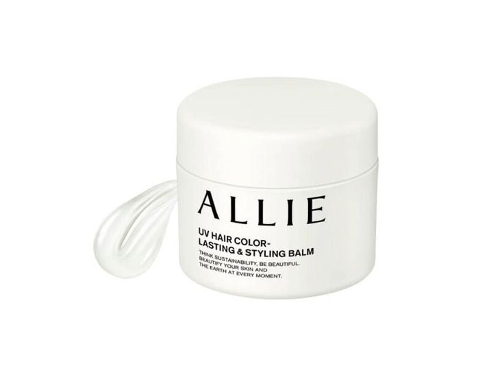 「ボディのUVケアにも」。アリィー クロノビューティ U V ヘアカラーラスティング＆スタイリング バーム SPF50+･PA++++ 35g 2750円〈編集部調べ〉（カネボウ化粧品）