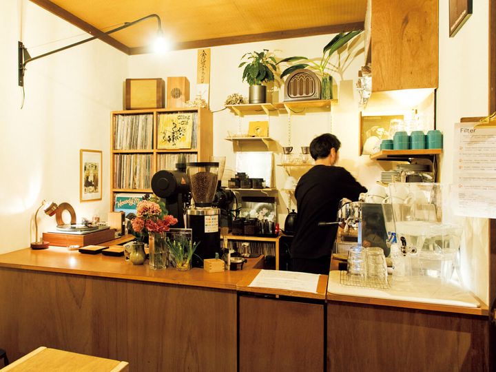 西新宿〈swamp〉店内