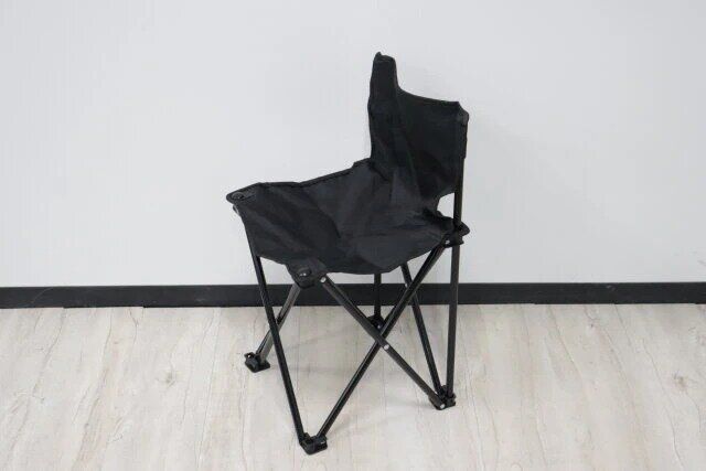 ダイソーの折りたたみアウトドアチェア（収納袋付、背もたれ付）1