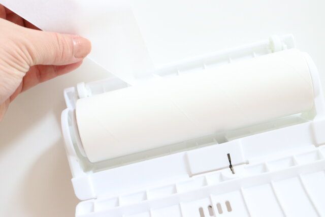 ダイソー ケース一体式粘着クリーナー テープ