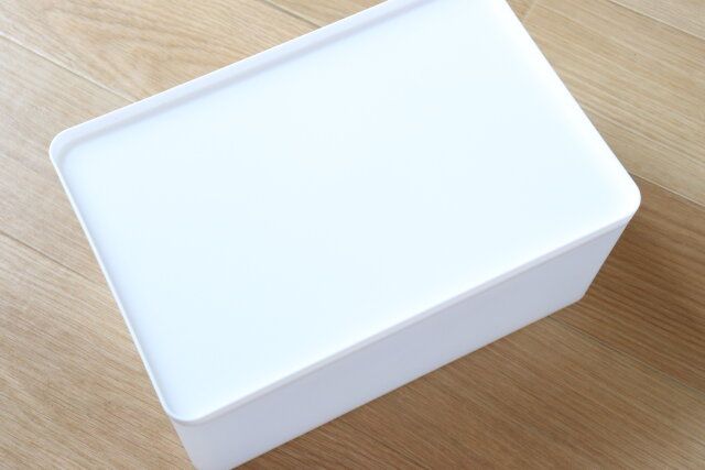 フタ付収納ボックス（25.5cm×17cm×11cm）