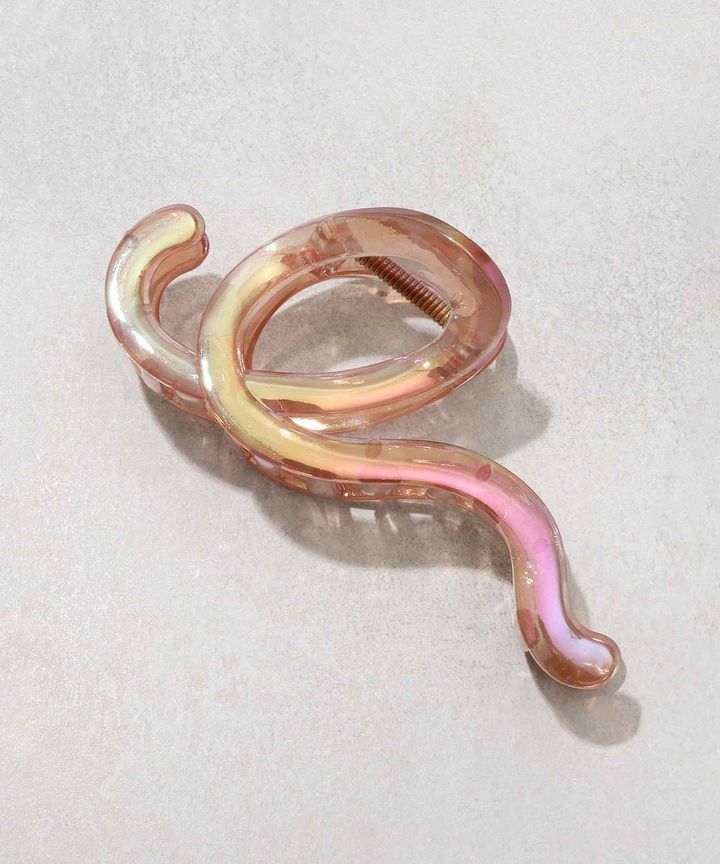 画像1: 出典：3COINS