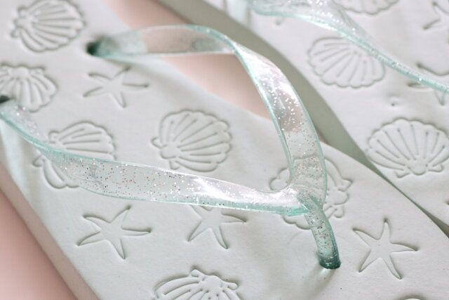 ダイソー ビーチサンダル（シェル柄） デザイン