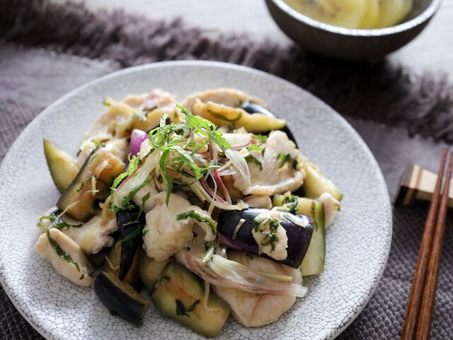 やわらか鶏むね肉となすの香味和え