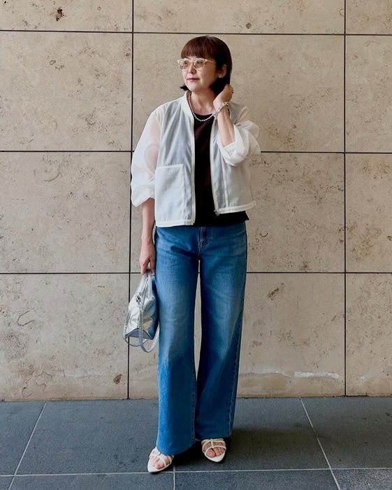 UNIQLOのダークブラウンの「リネンブレンドブラウス/ノースリーブ」