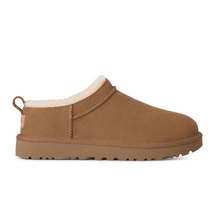 Classic Micro ¥24,200（7月9日発売）／UGG®