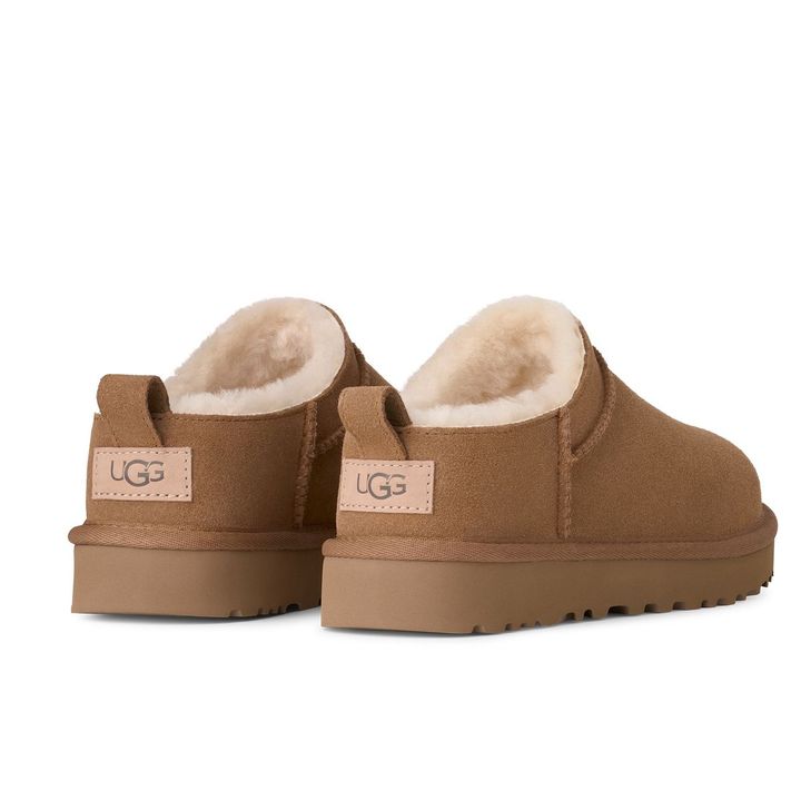 Classic Micro ¥24,200（7月9日発売）／UGG®