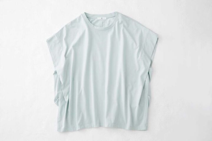 《汗染み防止》正解ゆるシルエットフレンチプルオーバー¥2,970／クロスファンクション