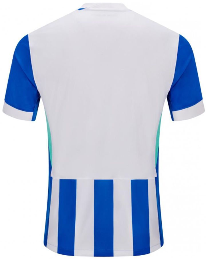 三笘薫の所属クラブ、新ユニフォームは「ズレるストライプ」に！史上初の“色”も登場