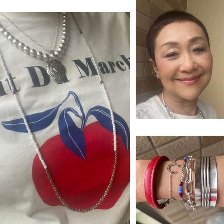 「H&M」のTシャツに合わせたアクセサリー