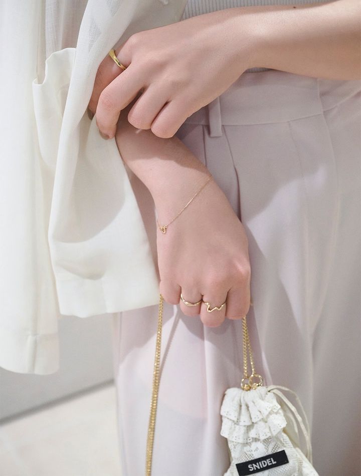 山浦まりな 愛でジュエリー