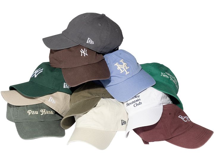 VERYモデルの私物キャップ