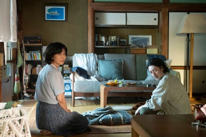 映画夏の砂の上場面写真