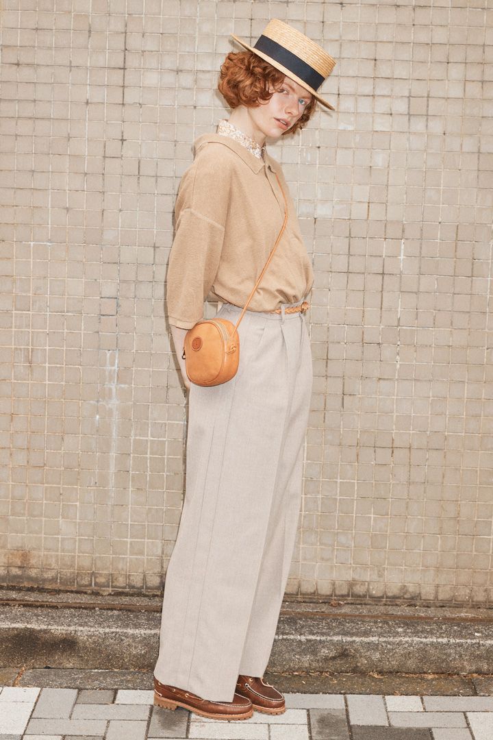 明日のコーデの参考にしたい！センスが溢れるベージュのワントーンコーデ