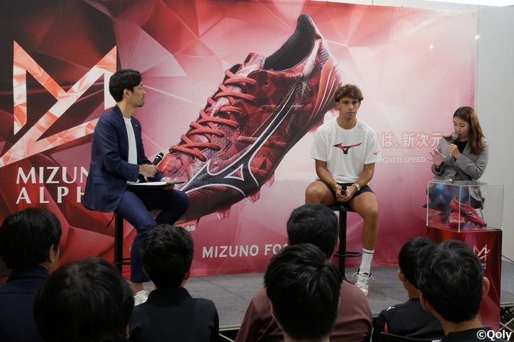 ミズノと契約するポルトガル代表スターが初来日！「クリスティアーノ・ロナウドはどんな存在か」聞いてみた