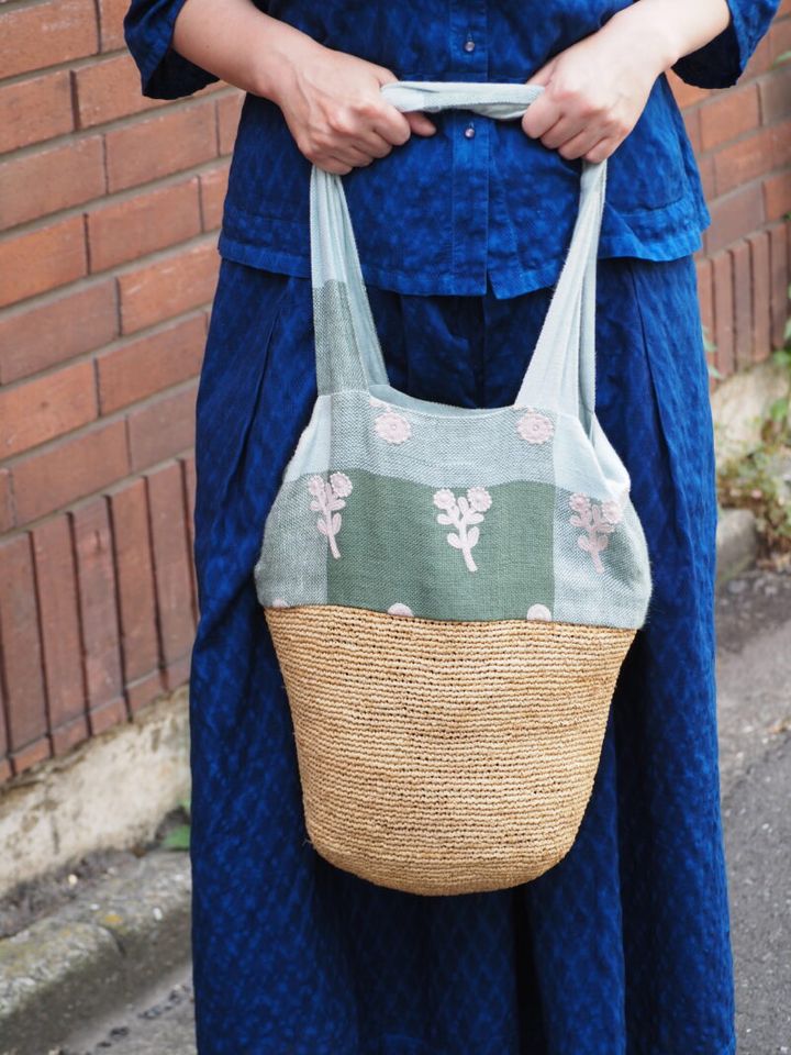 ミナ ペルホネンのバッグ