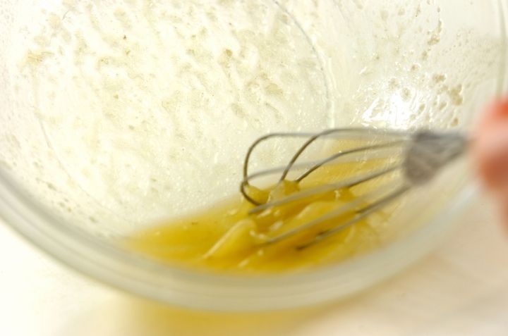 パプリカ・ヒジキ・ジャコのワサビ風味サラダの作り方1