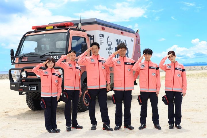 鈴木亮平「どんな人でもヒーローになれる」『TOKYO MER』沖縄イベントで熱弁