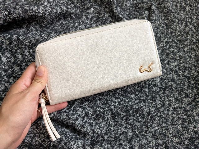 白蛇モチーフ長財布