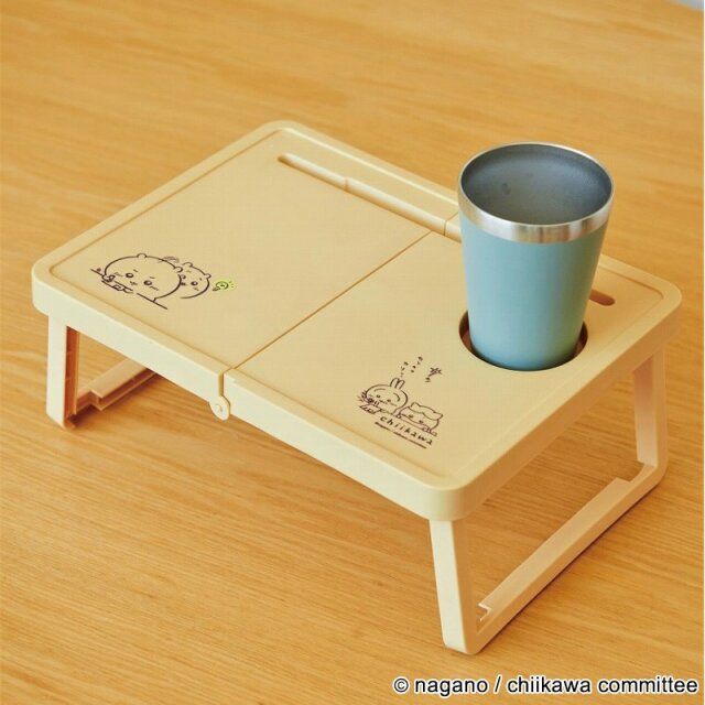 ちいかわ折りたたみテーブル BOOK