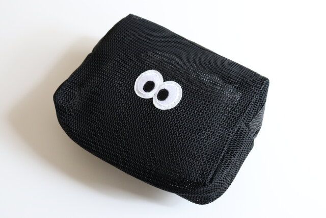 ギョロ目四角ポーチ デザイン