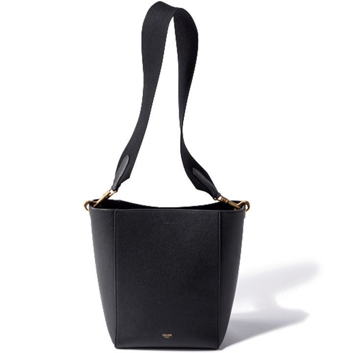 セリーヌの黒バッグ