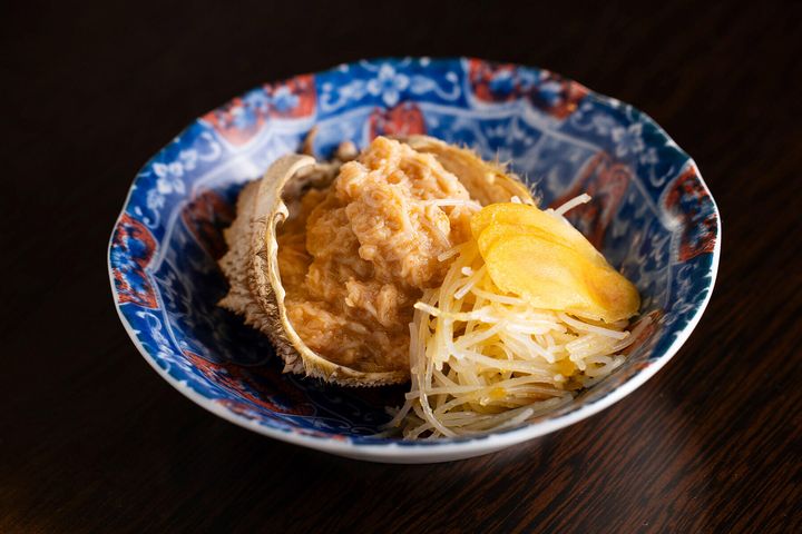 8品目「毛ガニとからすみのビーフン」
