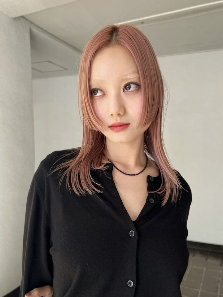 30代ヘアスタイル、ロング（正面）、STRAMA
