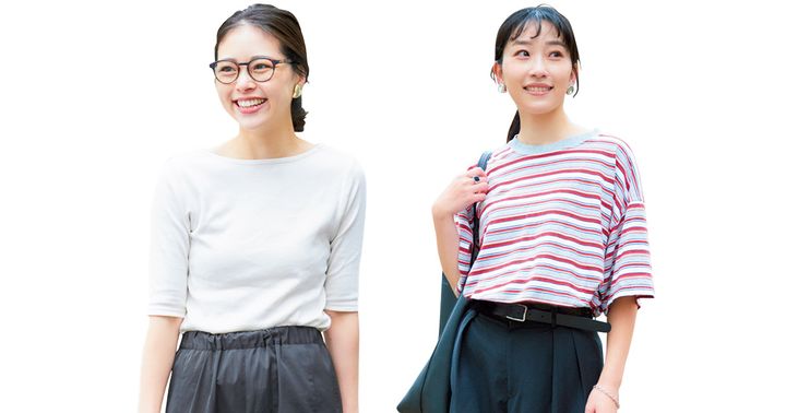 五分袖のTシャツを着たママとゆるっとしたボーダーTシャツを着たママ