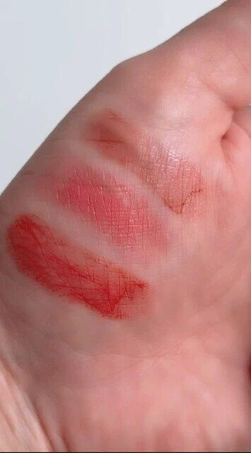 ダイソー ＆. Wチャーム リップバーム 03a〈口紅〉ティーブラウン 40530 ＆. Wチャーム リップバーム 01a〈口紅〉コーラルレッド 40528 ＆. Wチャーム リップバーム 02a〈口紅〉ミルキーピンク 40529