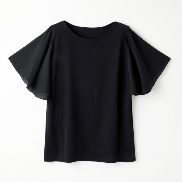 しまむらのフレアスリーブトップス