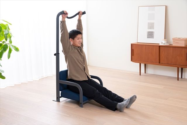 座ったままぶら下がれる ぶらさがりチェア