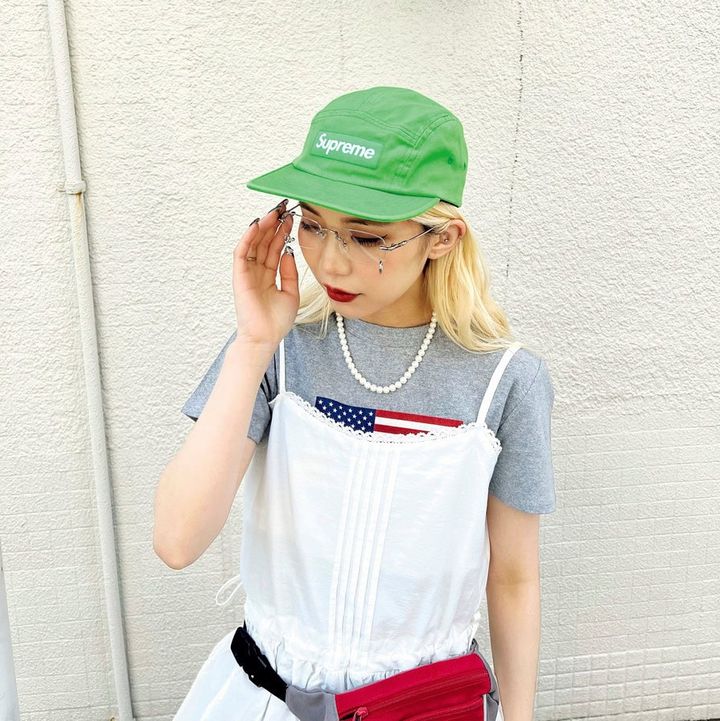 【SNAP】リムレスメガネはカジュアルにも取り入れやすい！ 湯田桃花さん