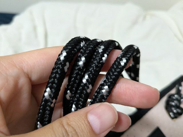 バンヤードストームトート持ち手の紐