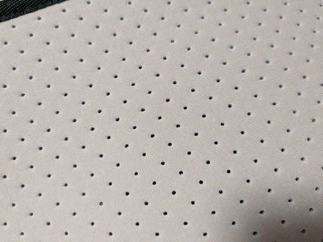 バンヤードストームトートの素材