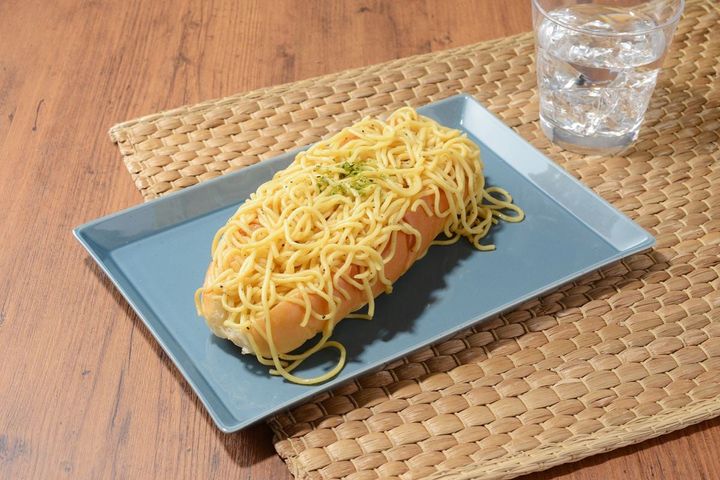 「具！パン 塩焼きそば」