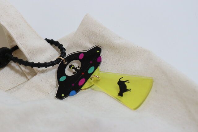 セリアの可愛い装飾パーツ UFO