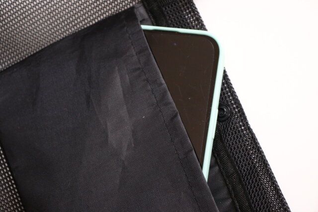 ダイソー メッシュトートバッグ（ギョロ目） 内ポケット