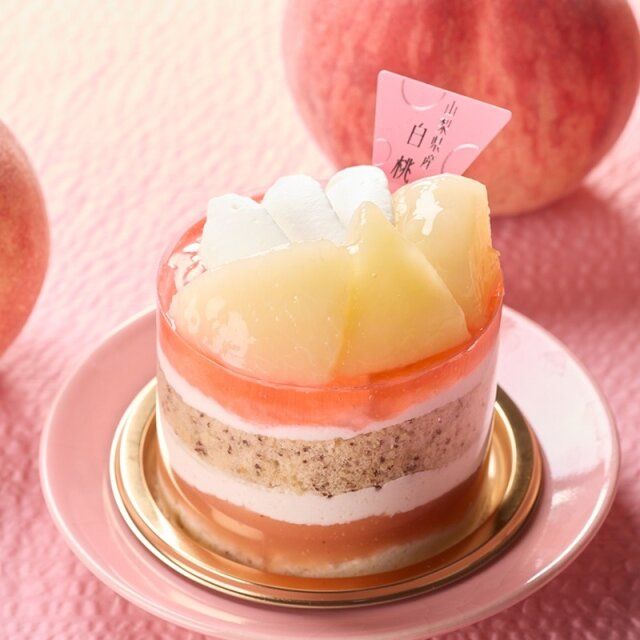 シャトレーゼの山梨県産白桃と紅茶のプレミアムフレジェのビジュアル