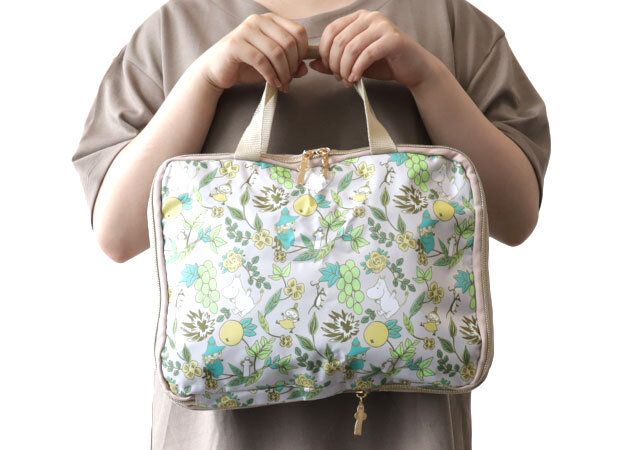 宝島社付録のムーミンの圧縮収納ポーチ3