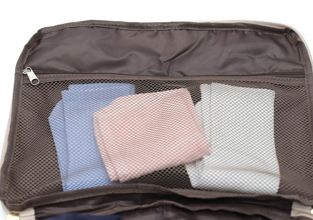 宝島社付録のムーミンの圧縮収納ポーチ6