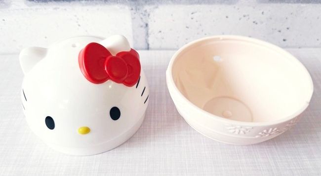 2025年7月ハッピーセット｜ハローキティ ちょうちん型フリフリおにぎりメーカー