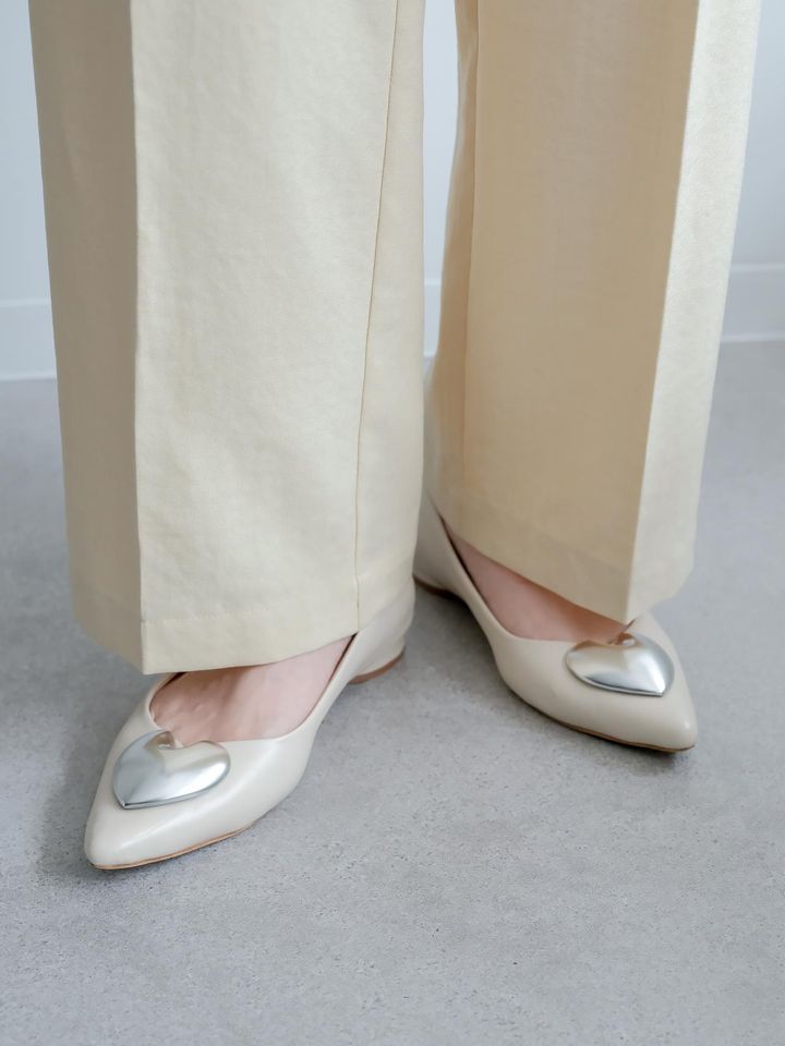 画像: 大人可愛いシューズ