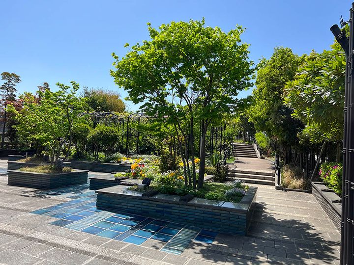 目黒天空庭園「西口広場」