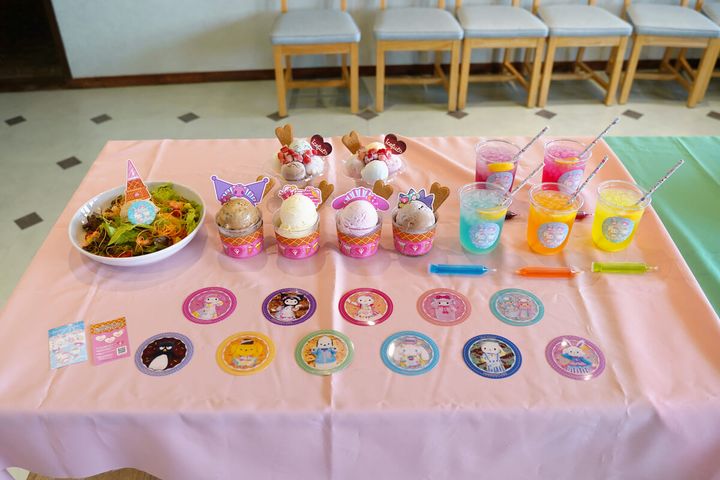 期間限定オリジナルフードメニュー＆グッズ