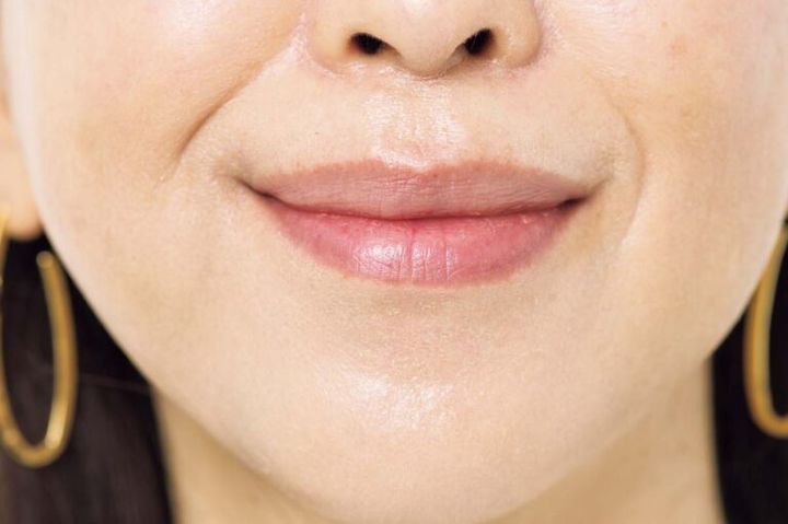 ボリュームがあるため濃い色は派手に